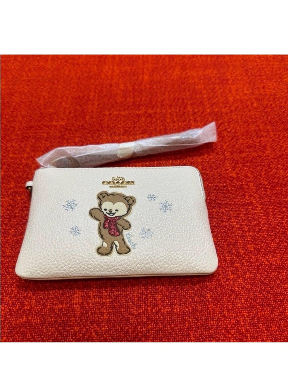 ❤️❤️❤️Coach wristlet OnLy/Teddy Bear ❤️❤️❤️